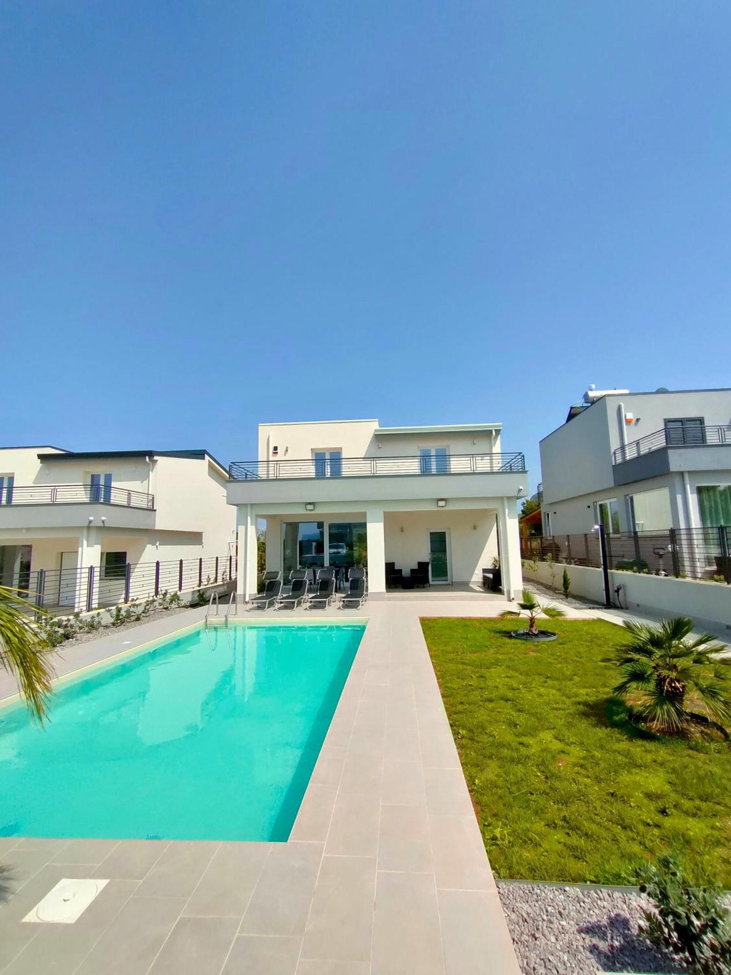 Villa Milicia Altavilla Milicia Exterior photo